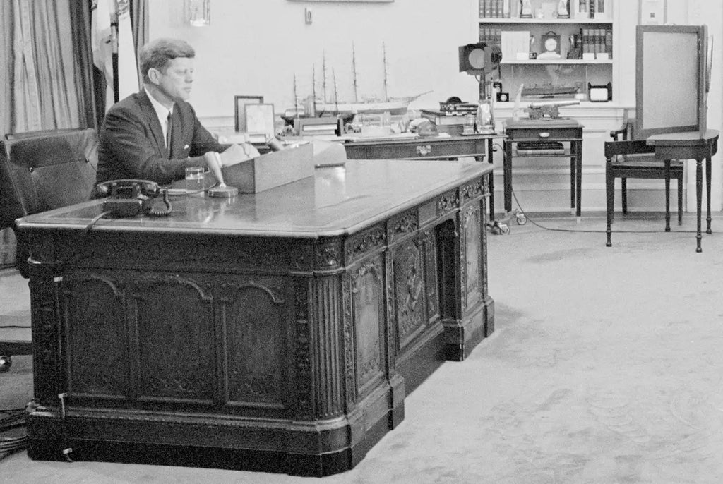 Daniel Marshall HMS Resolute Desk Humidor Limited Edition of 10 pcs worldwide