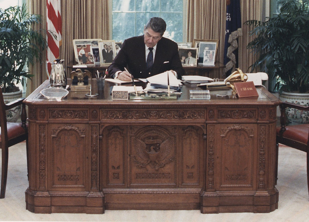 Daniel Marshall HMS Resolute Desk Humidor Limited Edition of 10 pcs worldwide